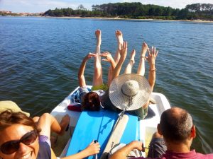 Moment détente lors du stage d'été de Terre d'Asie