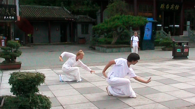 Pratique du Xing Yi Quan dans la région du Wudang en Chine