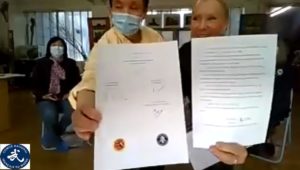 Photo de la signature du protocole